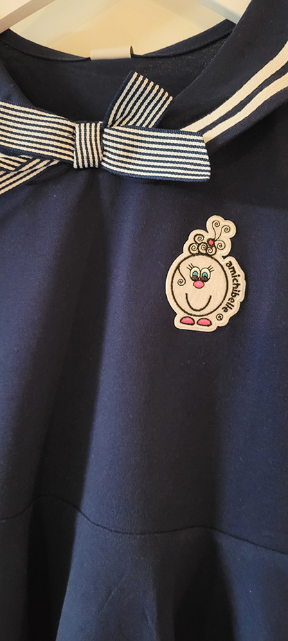 Sailor-kjole marineblå kort arm